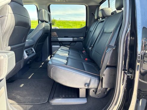 Used 2025 Ford F250 Lariat w/ Lariat Ultimate Package AWD/4WD image 35