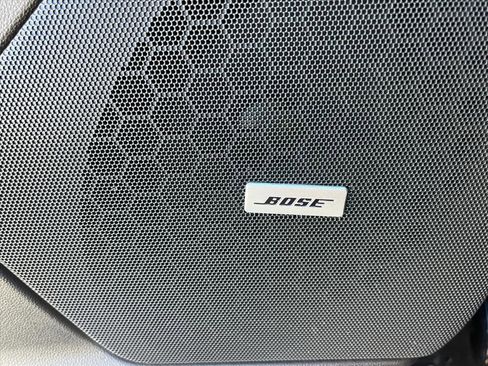 Used 2023 Cadillac XT5 Sportv w/ Technology Package image 17