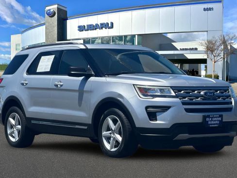 Used 2018 Ford Explorer XLT FWD image 5