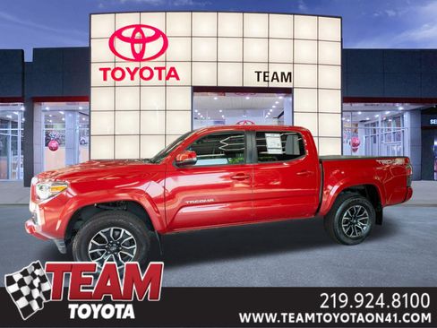 Used 2021 Toyota Tacoma TRD Sport AWD/4WD image 1