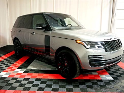 Used 2022 Land Rover Range Rover Westminster Edition image 6