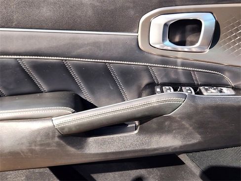 Used 2021 Kia Sorento SX image 24