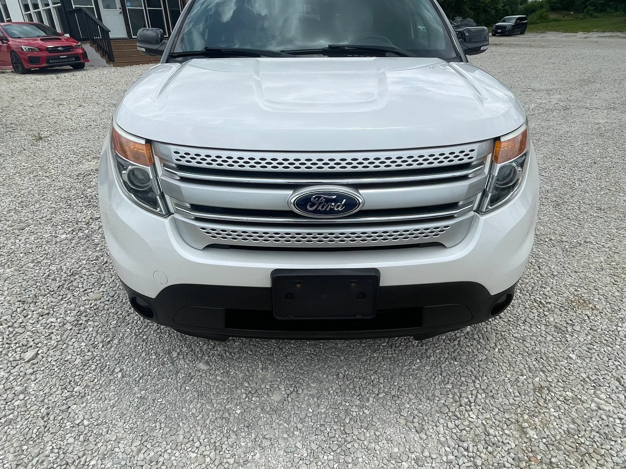 Used 2014 Ford Explorer XLT w/ Equipment Group 202A AWD/4WD image 8