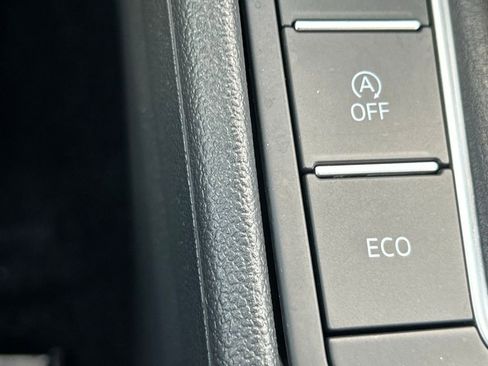 Used 2025 Volkswagen Jetta S image 47