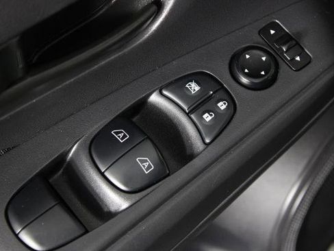 Certified 2023 Nissan Kicks S image 21