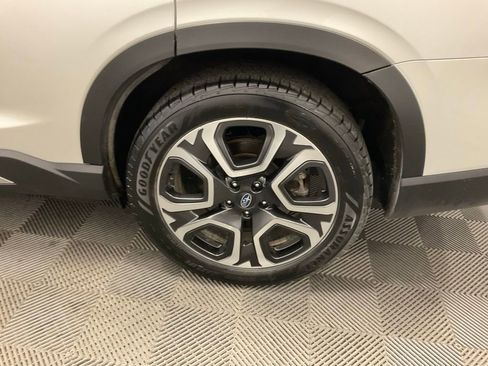 Used 2023 Subaru Ascent Touring image 7