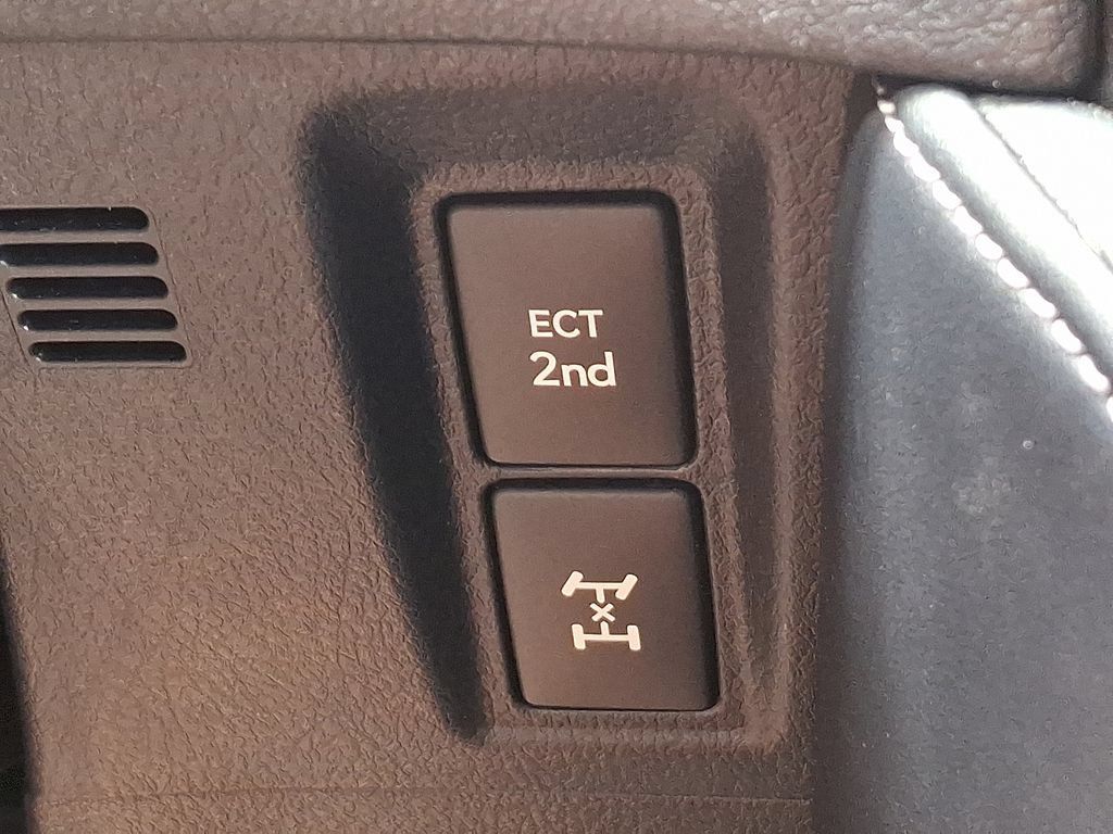 Used 2023 Lexus GX 460 w/ Black Line Special Edition AWD/4WD image 26