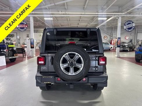 Used 2021 Jeep Wrangler Unlimited Sahara w/ Cold Weather Group AWD/4WD image 4