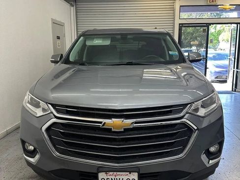Used 2020 Chevrolet Traverse LT image 7