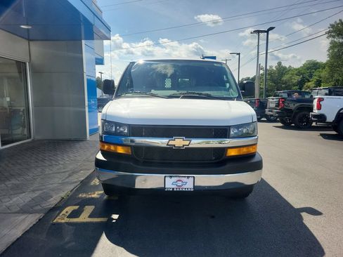 Certified 2025 Chevrolet Express 2500 w/ Driver Convenience Package RWD image 3