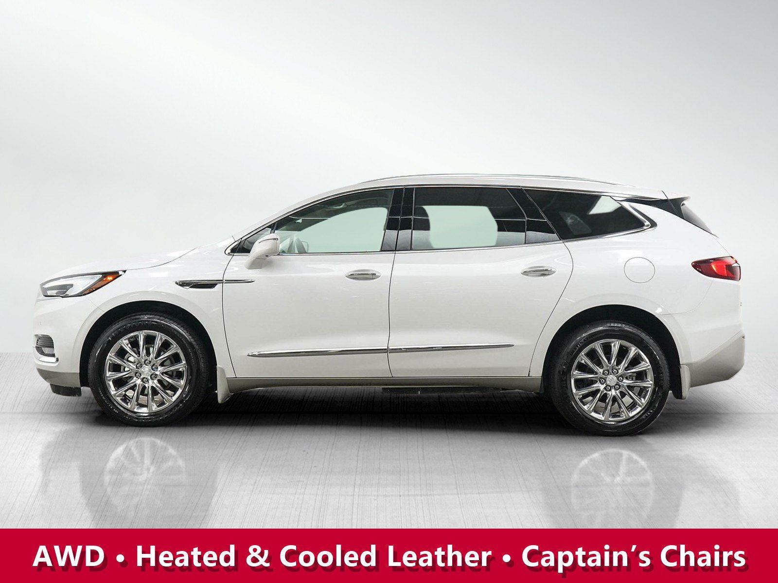 Used 2020 Buick Enclave Premium w/ Surround and Sites Package AWD/4WD image 2