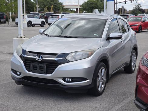 Used 2016 Honda HR-V EX-L image 4