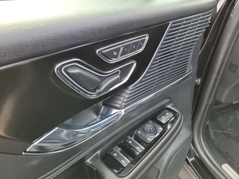 Used 2020 Lincoln Corsair AWD w/ Equipment Group 101A image 7