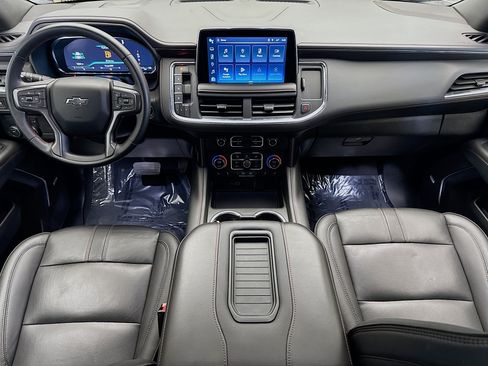 Used 2024 Chevrolet Suburban RST image 14