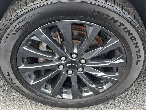 Used 2023 Chevrolet Traverse RS w/ LPO, Floor Liner Package AWD/4WD image 8