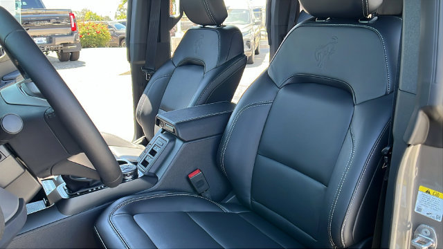 New 2026 Ford Bronco Outer Banks AWD/4WD image 19