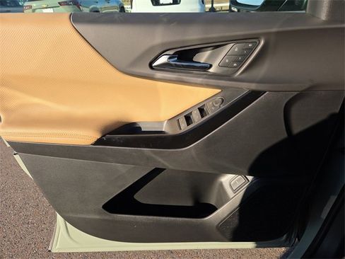 New 2026 Chevrolet Equinox ACTIV image 18