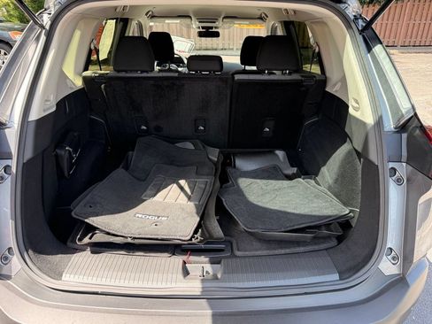 Certified 2023 Nissan Rogue SV AWD/4WD image 9
