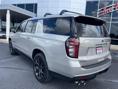 Used 2023 Chevrolet Suburban High Country AWD/4WD image 5