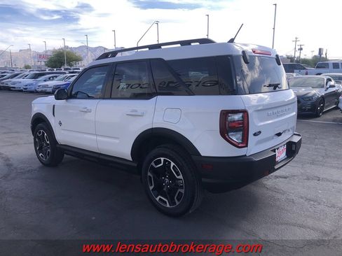 Used 2023 Ford Bronco Sport Outer Banks image 6