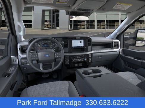 New 2026 Ford F350 4x4 Crew Cab Super Duty image 9