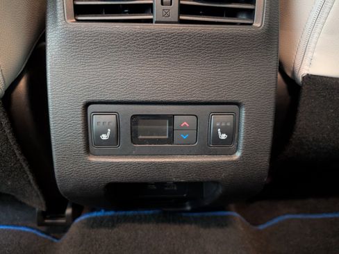 Used 2023 Mitsubishi Outlander SEL 40th Anniversary image 11