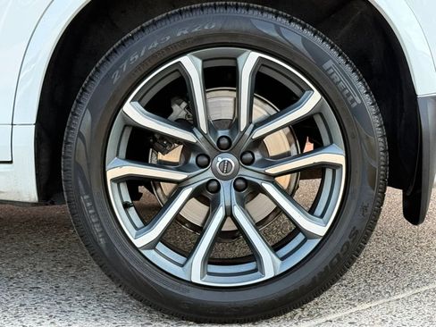 Used 2016 Volvo XC90 T6 Momentum w/ Momentum Plus Package AWD/4WD image 27