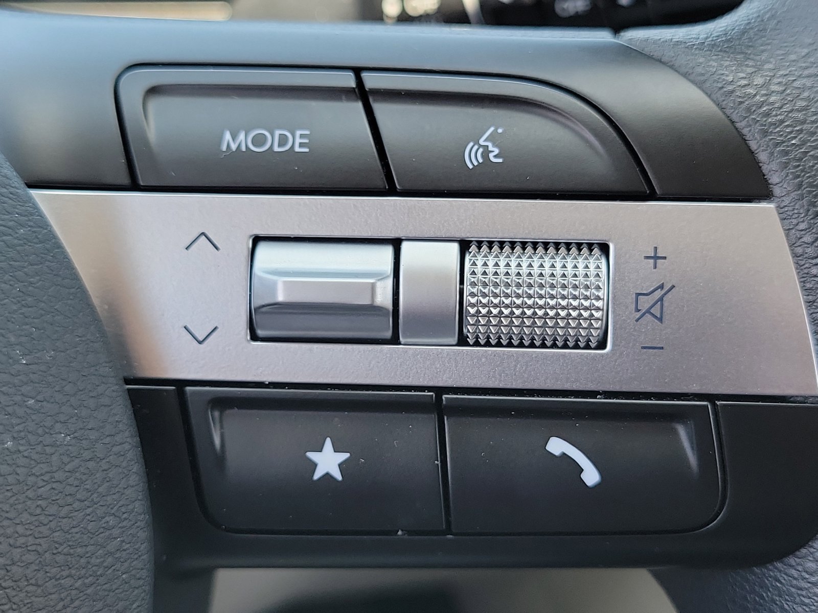 Used 2025 Hyundai Tucson SE FWD image 9