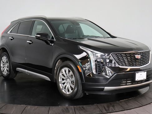 Used 2023 Cadillac XT4 Premium Luxury AWD/4WD image 9