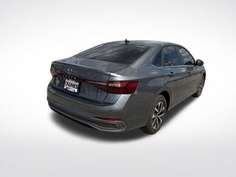 Used 2025 Volkswagen Jetta S FWD image 9