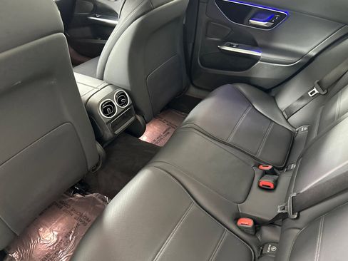 Used 2023 Mercedes-Benz C 300 Sedan image 11
