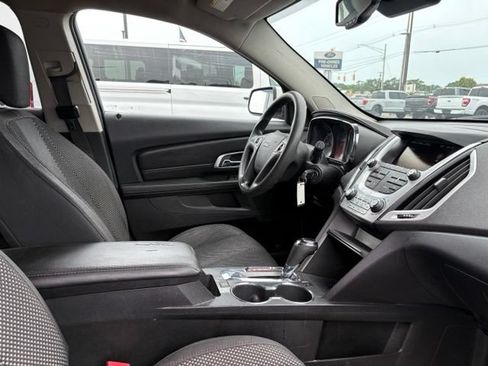Used 2017 GMC Terrain SLE FWD image 14