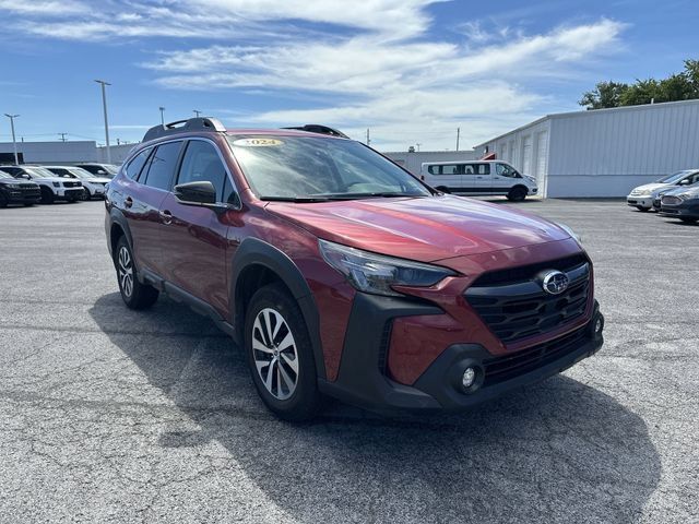 Used 2024 Subaru Outback Premium AWD/4WD image 11