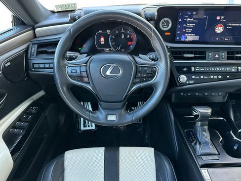 Used 2023 Lexus ES 350 F Sport w/ Accessory Package (Z2) FWD image 17