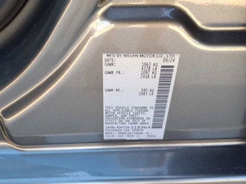 Used 2025 Nissan Altima 2.5 SV image 31