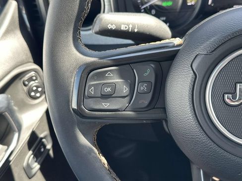 Used 2024 Jeep Wrangler Unlimited w/ Convenience Group AWD/4WD image 26