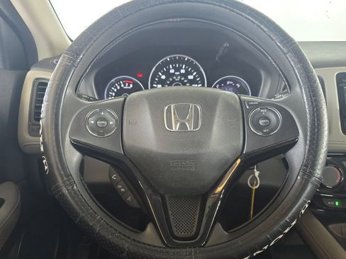 Used 2020 Honda HR-V LX image 15