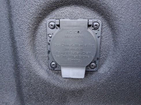 New 2026 Nissan Frontier SV image 8