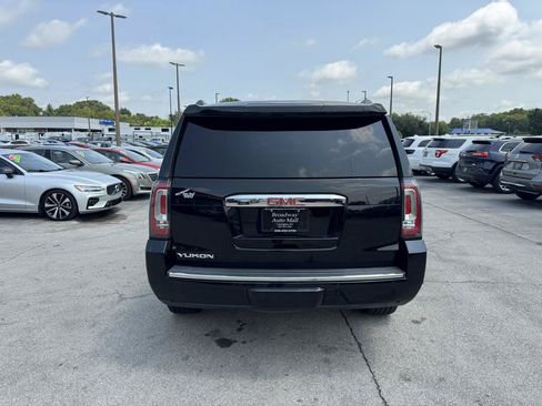 Used 2016 GMC Yukon Denali w/ Open Road Package AWD/4WD image 4