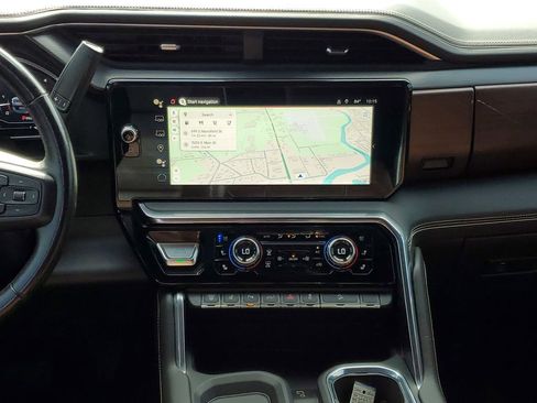 Used 2024 GMC Sierra 2500 Denali Ultimate image 30