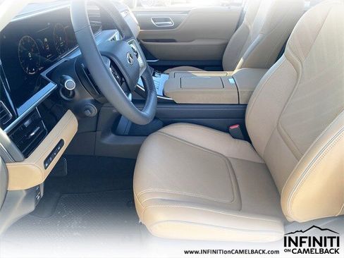 New 2026 INFINITI QX80 Luxe image 19