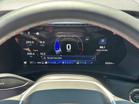 Used 2025 Chevrolet Colorado Z71 AWD/4WD image 41