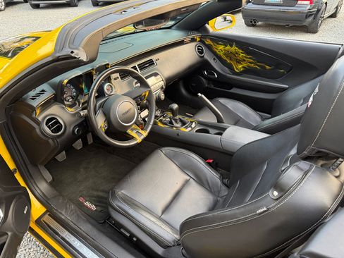 Used 2011 Chevrolet Camaro SS w/ RS Package image 9