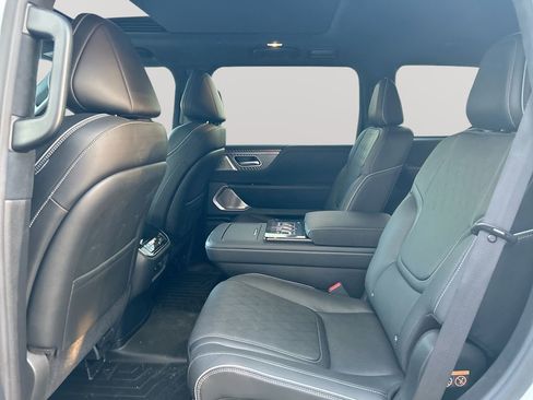 Used 2026 INFINITI QX80 Autograph w/ Autograph Exterior Package AWD/4WD image 26