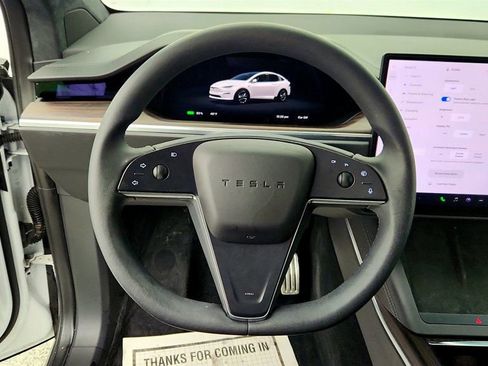 Used 2024 Tesla Model X image 13