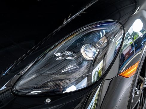 Used 2025 Porsche 718 Boxster image 14