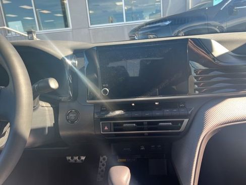 Used 2025 Toyota Camry XSE image 12