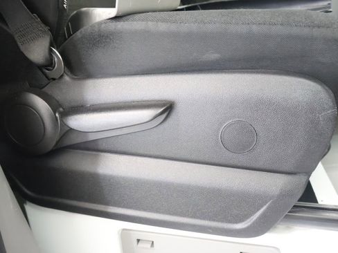 Used 2016 Mercedes-Benz Sprinter 2500 image 22