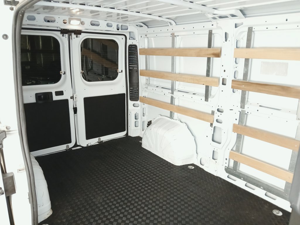 Used 2025 RAM ProMaster 2500 w/ U-Haul Equipment Group FWD image 13