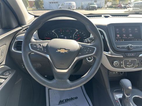 Used 2023 Chevrolet Equinox LS w/ LS Convenience Package image 12